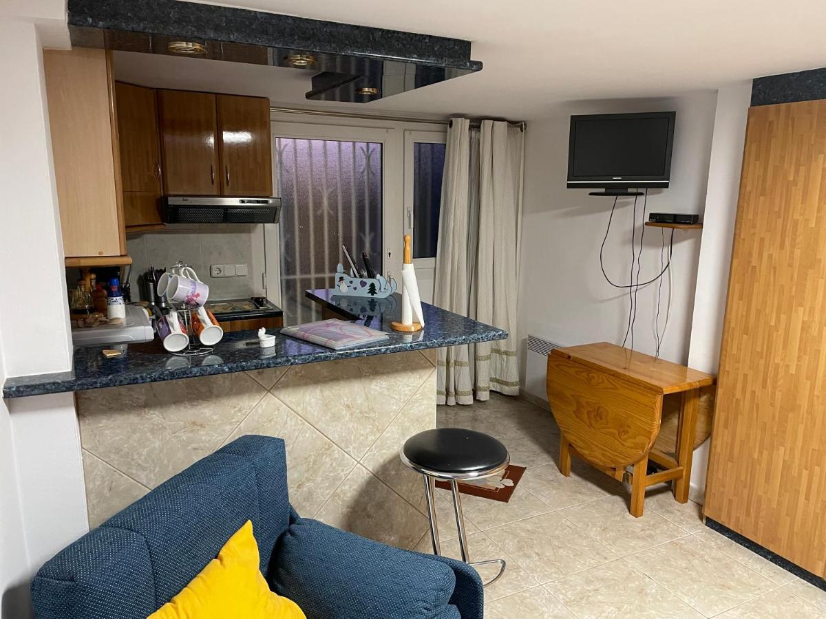 Studio Dans Un Endroit Calme Et Discret D Empuria Ampuriabrava Exterior foto